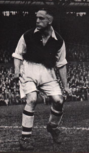 Wilf Copping in an Arsenal shirt